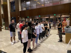 到达基地换装 (2)